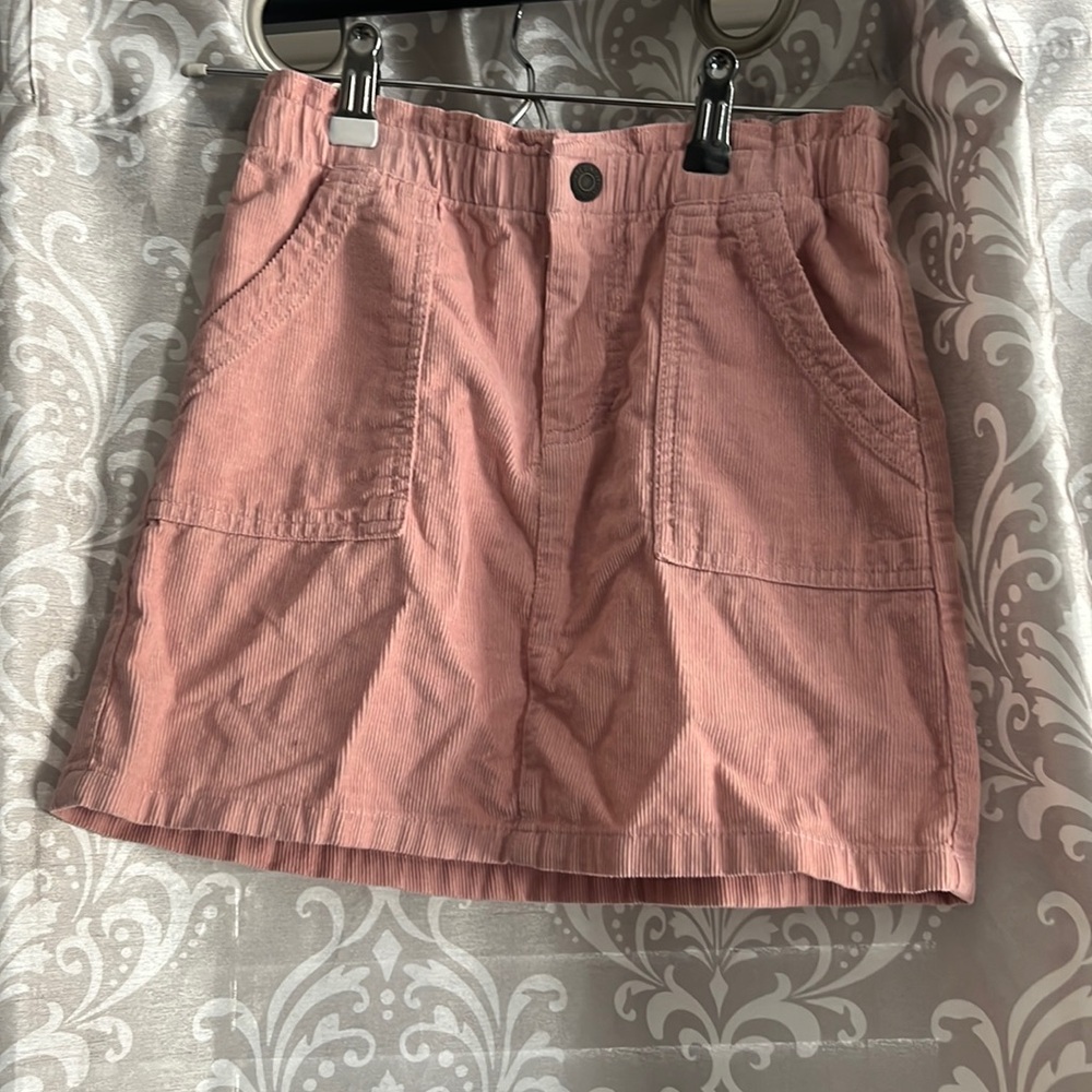 Corduroy old navy skirt size 8 mid thigh